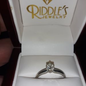 1/2 ct. Quality Round Brilliant diamond Ring